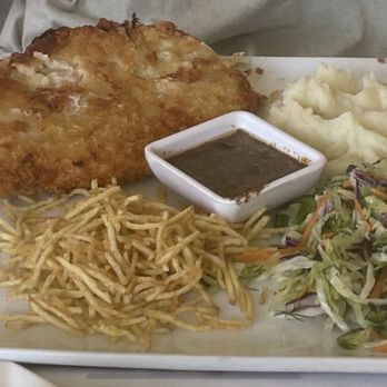 Traktir - Tarzana - Chicken Schnitzel - Ukrainian Near Me - Los Angeles, California Traktir - Tarzana - Chicken Schnitzel - Ukrainian Near Me - Los Angeles, California