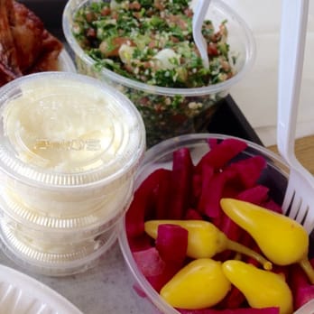 Zankou Chicken - Garlic dip is worth the drive from anywhere. - Mediterranean Near Me - Glendale, California