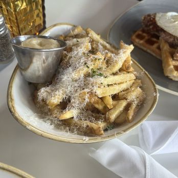 Everly - Truffle Fries - New American Near Me - Madison, Wisconsin