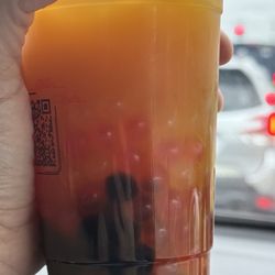 Kong Fu Tea - Amazing amount of boba....Take note other tea shops! Don't be cheap with the boba!