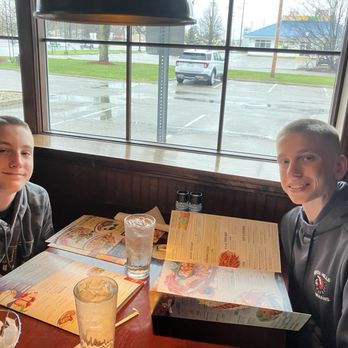 Red Lobster - Seafood Near Me - Meadville, Pennsylvania