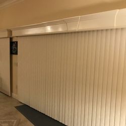 Creative Finish Carpentry of Florida - Cornices can be plain or have embellishments such as keystones