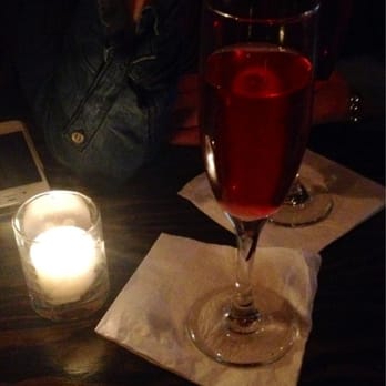 Ten Degrees Bar - Campari champagne - Gastropubs Near Me - New York, New York
