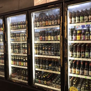 Daddy's Place - Huge beer selection in the back! - Mediterranean Near Me - Easton, Pennsylvania