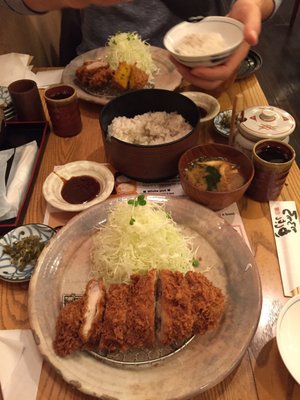 Katsukatsu Tonton by null