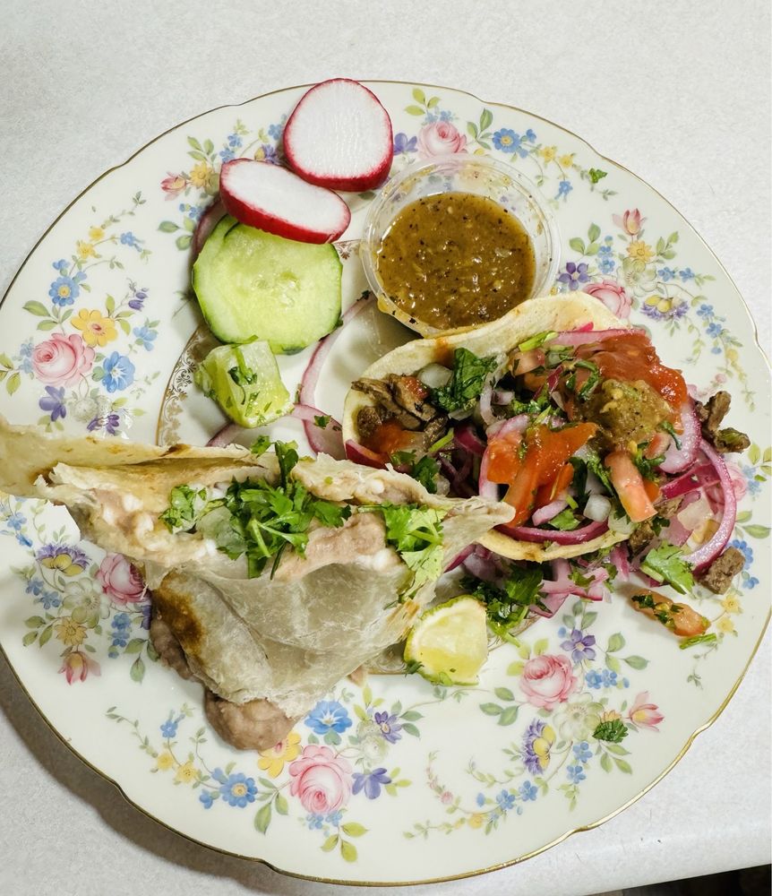 Spicy Streats *El Pinguino*