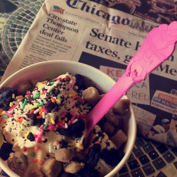 Yofresh Yogurt Cafe - Ice Cream & Frozen Yogurt Near Me - Evanston, Illinois