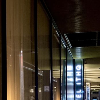 Hotel de I ithq - Entrance - Hotels Near Me - Montreal, Quebec Hotel de I ithq - Entrance - Hotels Near Me - Montreal, Quebec