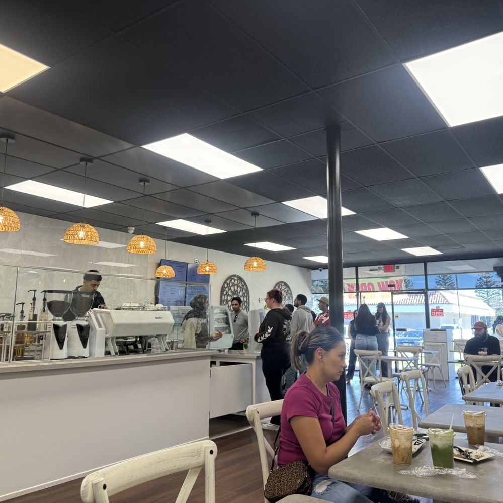 Crema Cafe - inside seating area - Cafes Near Me - Bakersfield, California