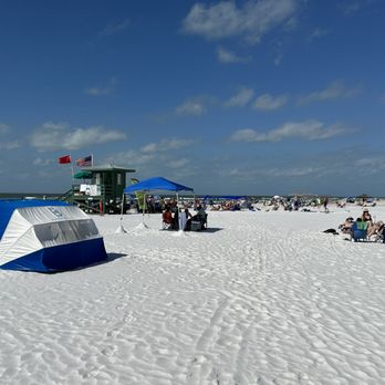 Siesta Key Beach - Beaches Near Me - Sarasota, Florida Siesta Key Beach - Beaches Near Me - Sarasota, Florida
