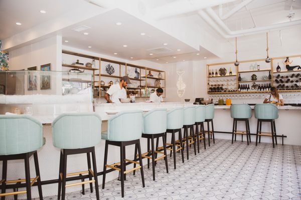 Crudo Ceviche & Oyster Bar by null