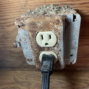 JC Electrical - Corroded outlet which they told me is fine and left it this way. - Electricians Near Me - Stockton, California JC Electrical - Corroded outlet which they told me is fine and left it this way. - Electricians Near Me - Stockton, California