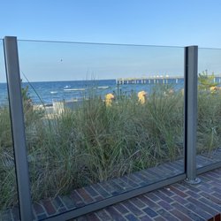 Strandrestaurant Luv - Blick aus dem Strandkorb #strandhotelluv Restaurant am Ostseestrand #niendorf