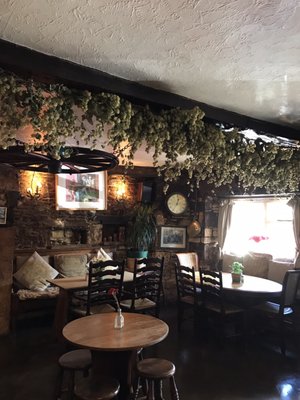 Queens Head Inn by null