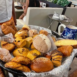 La Casa de los Abuelos - Sweet bread