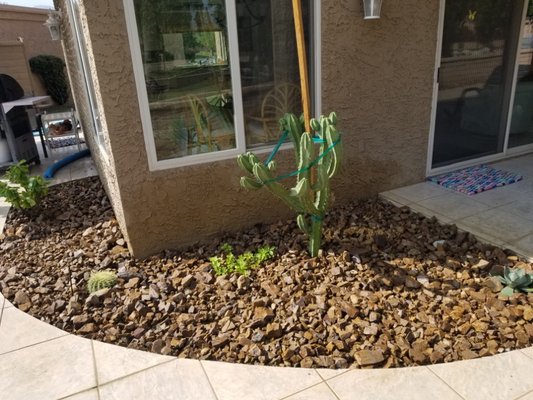 Landscaping Work - We do all landscaping work. Call us to make an appointment for a free estimate! Landscaping Work - We do all landscaping work. Call us to make an appointment for a free estimate!