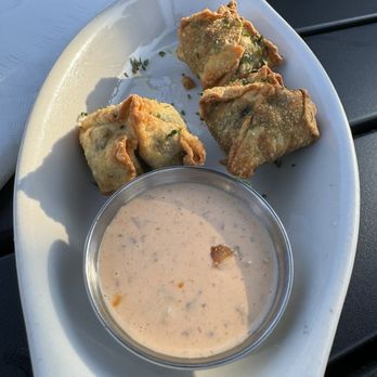 Fuel Sports Grill - Happy hour Bag of Gold (3 pieces for $6) - Sports Bars Near Me - Seattle, Washington Fuel Sports Grill - Happy hour Bag of Gold (3 pieces for $6) - Sports Bars Near Me - Seattle, Washington