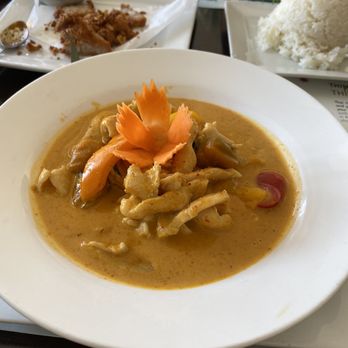 Thai Society - Pumpkin curry - Thai Near Me - Encinitas, California Thai Society - Pumpkin curry - Thai Near Me - Encinitas, California
