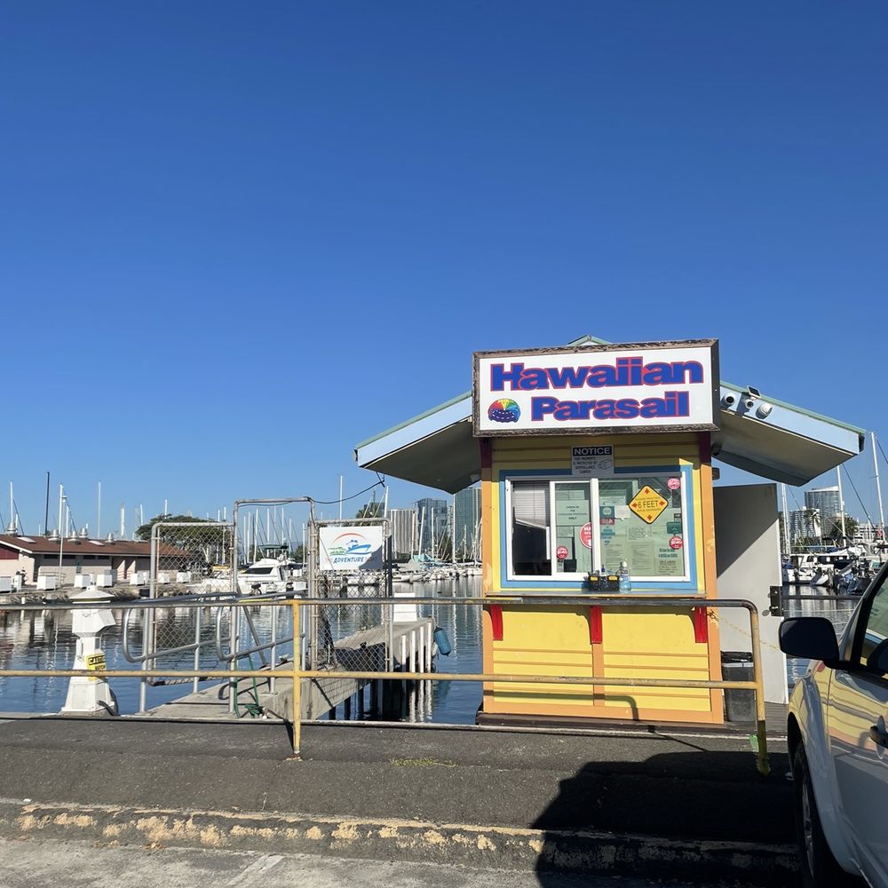 Hawaiian Parasail - This is where you meet and check in - Parasailing Near Me - Honolulu, Hawaii
