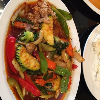 Arroy Thai - Spicy Basil Dinner - Thai Near Me - Wesley Chapel, Florida Arroy Thai - Spicy Basil Dinner - Thai Near Me - Wesley Chapel, Florida