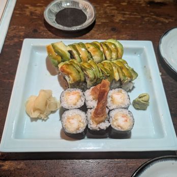 Sagami - Dragon roll Shrimp tempura roll - Japanese Near Me - Collingswood, New Jersey