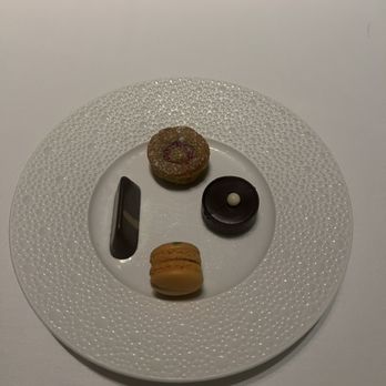 Le Bernardin - Petit fours - French Near Me - New York, New York Le Bernardin - Petit fours - French Near Me - New York, New York