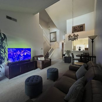 RC Moving Company - Wooden tv stand, living room furniture, large picture - Movers Near Me - Simi Valley, California