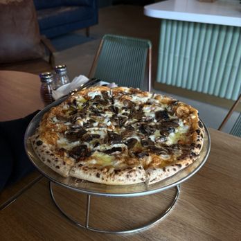 Les Deux Amis - Mushroom Pizza - Cafes Near Me - San Francisco, California