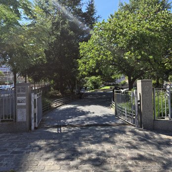 Albert Capsouto Park - Parks Near Me Albert Capsouto Park - Parks Near Me