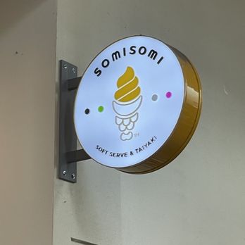 Somisomi - SomiSomi sign - Ice Cream & Frozen Yogurt Near Me - Ontario, California Somisomi - SomiSomi sign - Ice Cream & Frozen Yogurt Near Me - Ontario, California