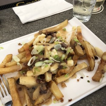 Nosh Kitchen Bar - Sandwiches Near Me - Portland, Maine