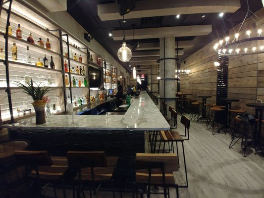 BARO + K SUSHI by null