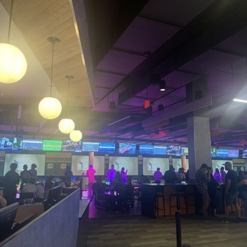 KingPins - Beaverton - Bowling Near Me - Beaverton, Oregon KingPins - Beaverton - Bowling Near Me - Beaverton, Oregon