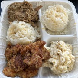 Kalua Pork and garlic chicken Plate Lunch Kalua Pork and garlic chicken Plate Lunch