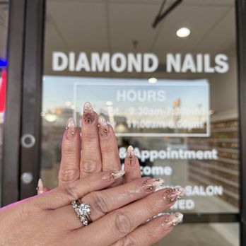 Diamond Nails - Nail Salons Near Me - Indianapolis, Indiana