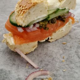 Mini bagel lux sandwich