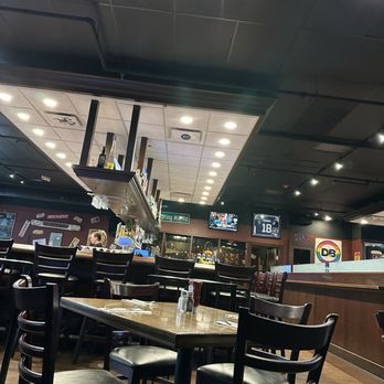Rusty Bucket Restaurant and Tavern - Bar area - Pubs Near Me - Indianapolis, Indiana Rusty Bucket Restaurant and Tavern - Bar area - Pubs Near Me - Indianapolis, Indiana