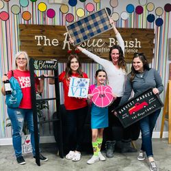 The Rustic Brush - Galleria