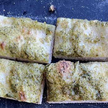 Kayak Cafe - Pesto garlic bread - Pizza Near Me - Honolulu, Hawaii Kayak Cafe - Pesto garlic bread - Pizza Near Me - Honolulu, Hawaii