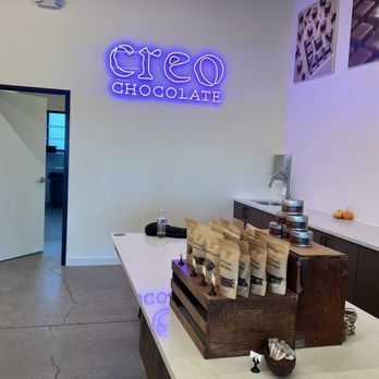 Creo Chocolate - Chocolatiers & Shops Near Me - Beaverton, Oregon Creo Chocolate - Chocolatiers & Shops Near Me - Beaverton, Oregon
