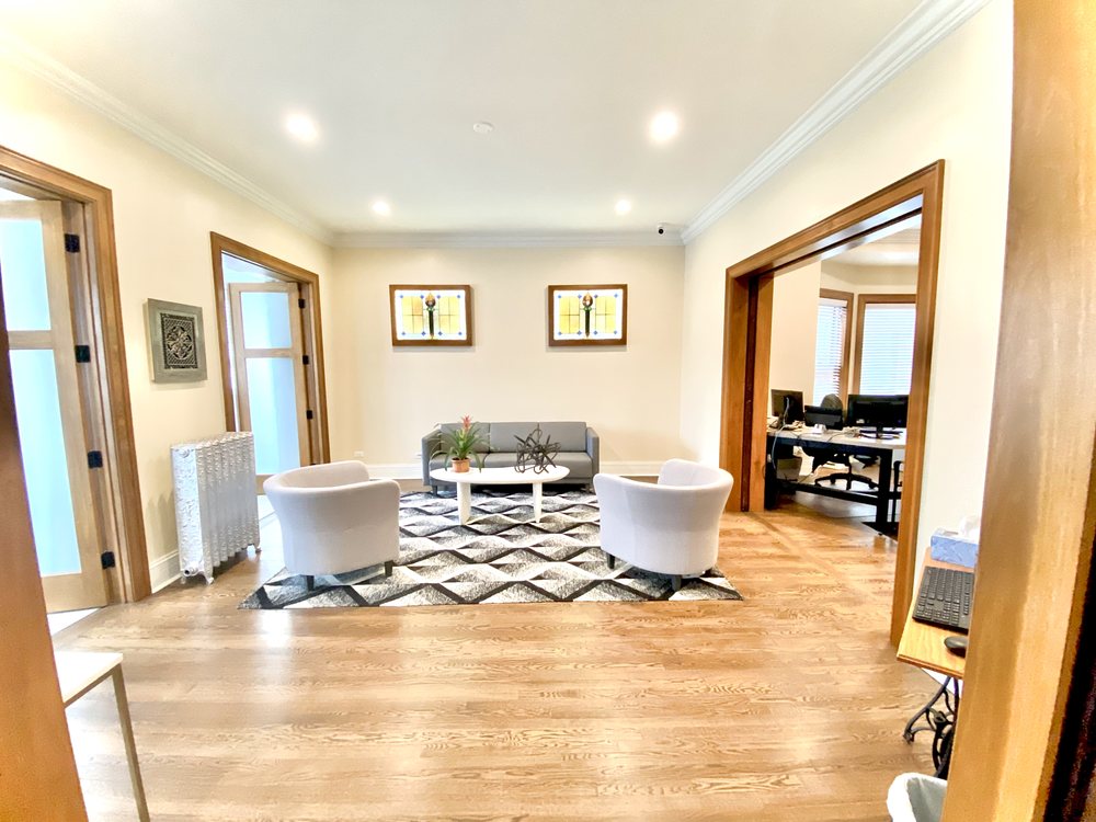 SLATER REALTY 13 Photos & 31 Reviews 4506 N Sheridan Rd, Chicago