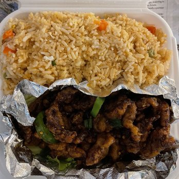 Khun Moo Thai Kitchen - House Special Butter Sauce Dinner Special with beef - Thai Near Me - Northridge, California