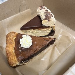 Chess Pie and Peanut Butter Cheesecake to go