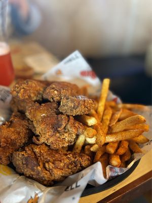 Hook & Reel Cajun Seafood & Bar by null