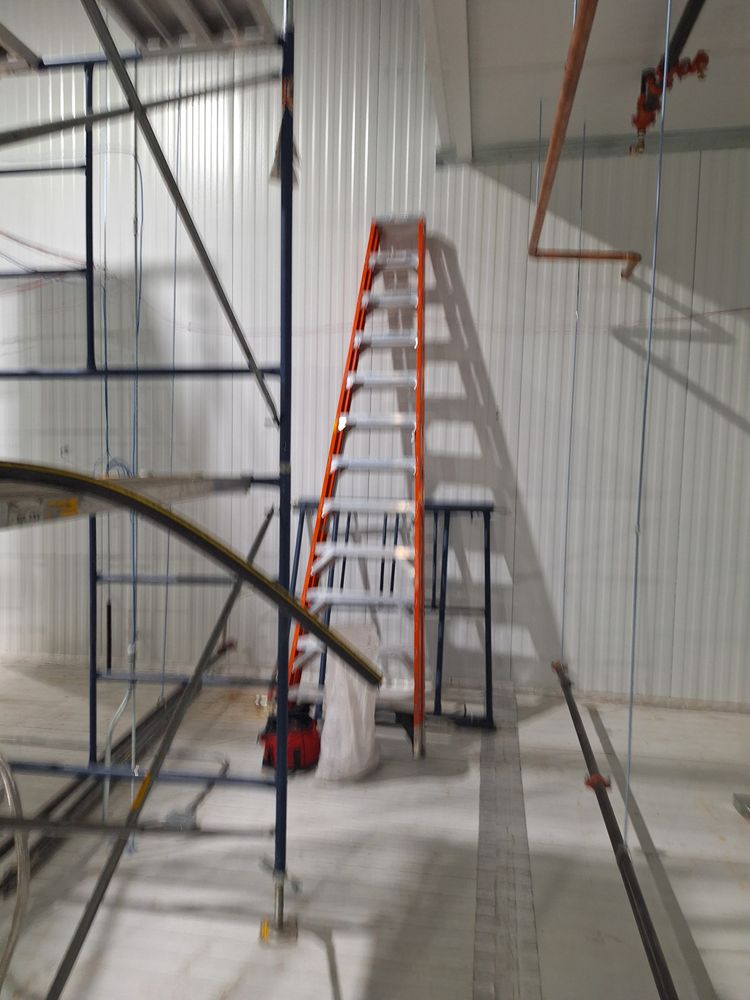 Slide of The Elite Handyman