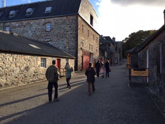 The Glenmorangie Distillery Co by null