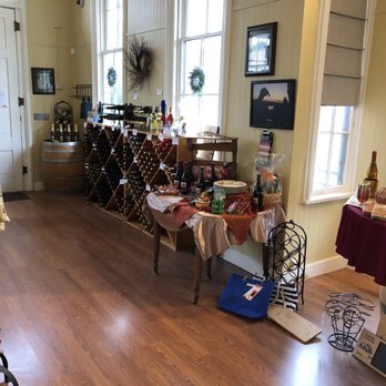 Shade Mountain Winery - Wineries Near Me - Danville, Pennsylvania
