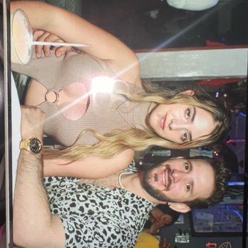 El Guacalito Restaurant - Karaoke Near Me - Miami, Florida
