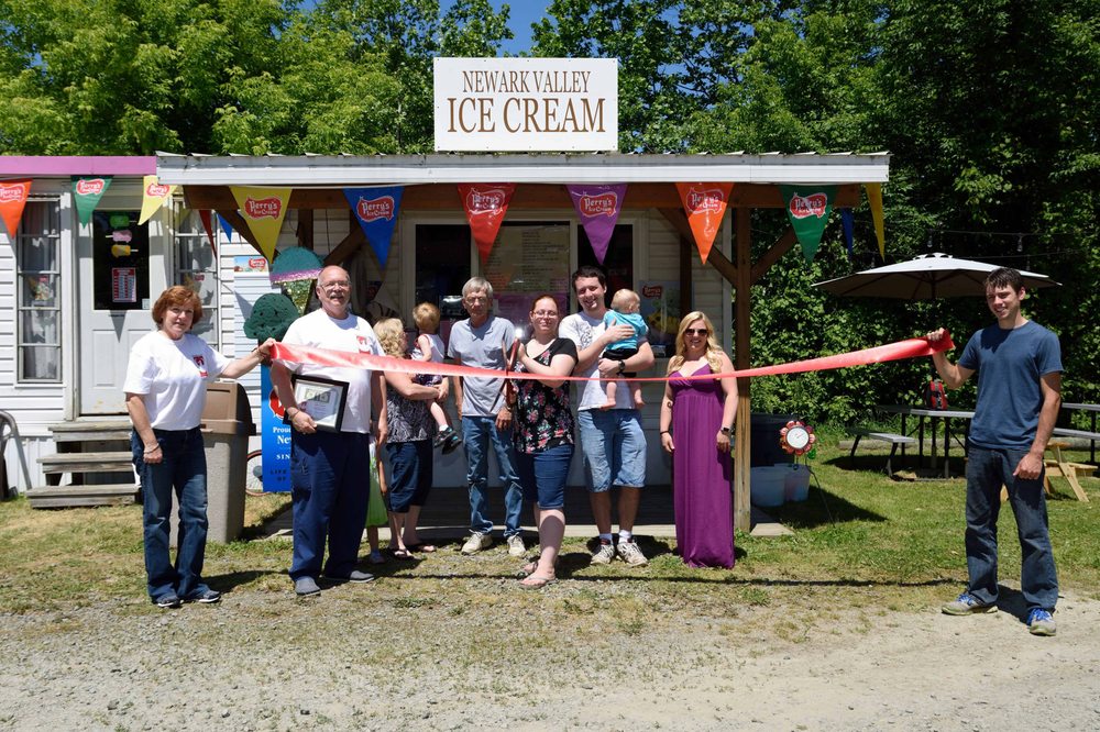 Valley Creamery Logo