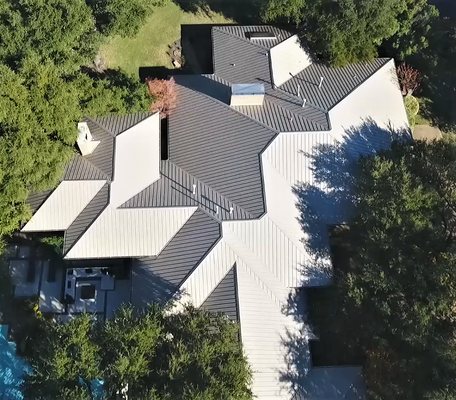 Metal Roofing Specialists Logo